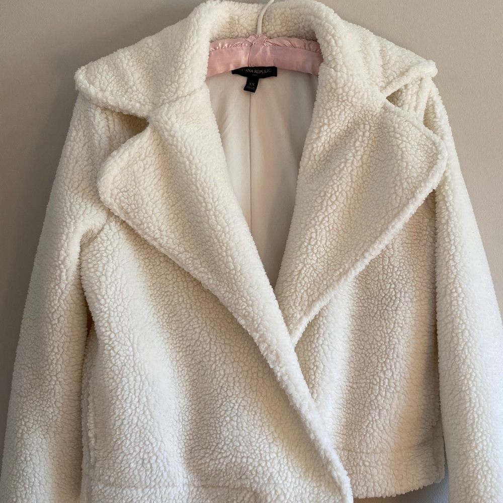 EUC  Soft Sherpa Jacket XS-S